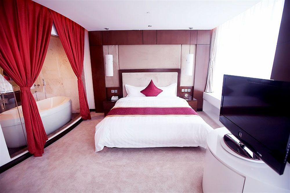 เดอะ ฮานอย คลับ โฮเต็ล แอนด์ เรสซิเดนซ์ Hotel ภายนอก รูปภาพ