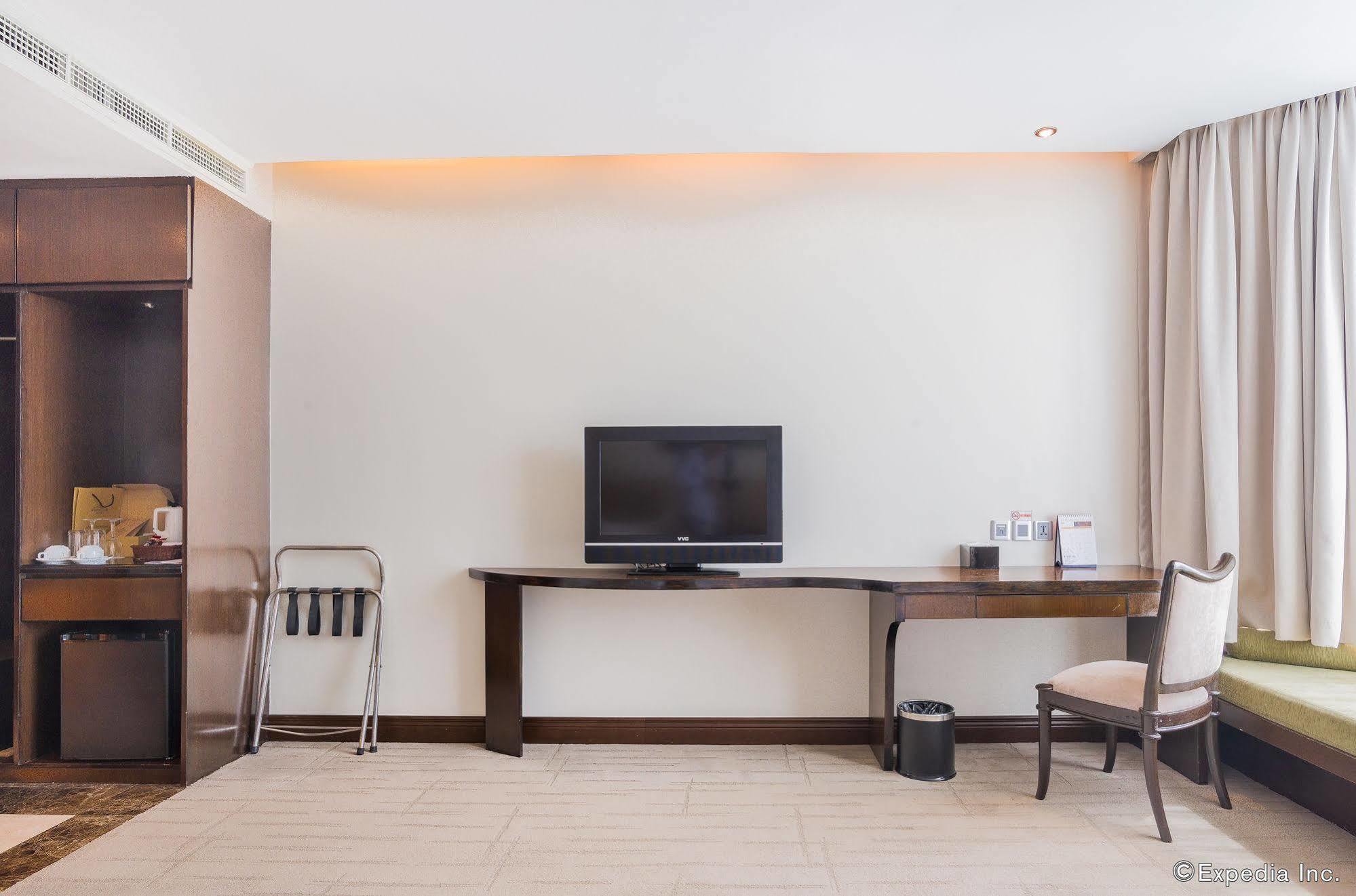 เดอะ ฮานอย คลับ โฮเต็ล แอนด์ เรสซิเดนซ์ Hotel ภายนอก รูปภาพ